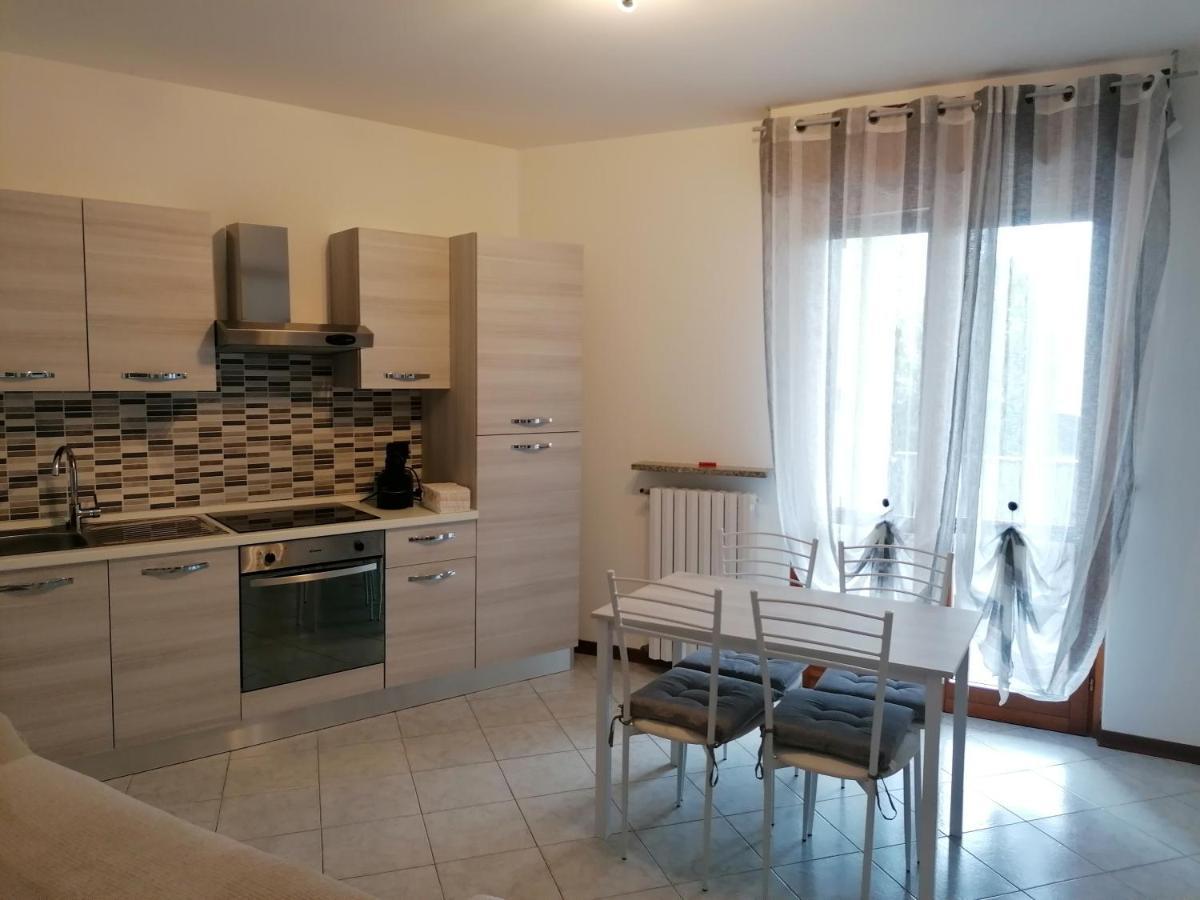 Accogliente Bilocale Apartamento Novara Exterior foto